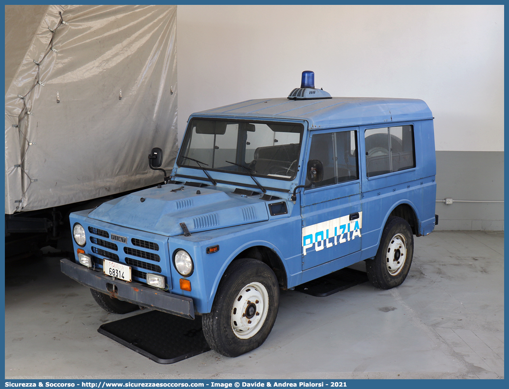 Polizia 68314
Polizia di Stato
Fiat Nuova Campagnola HTL
Parole chiave: PS;P.S.;Polizia;Polizia di Stato;Fiat;Campagnola