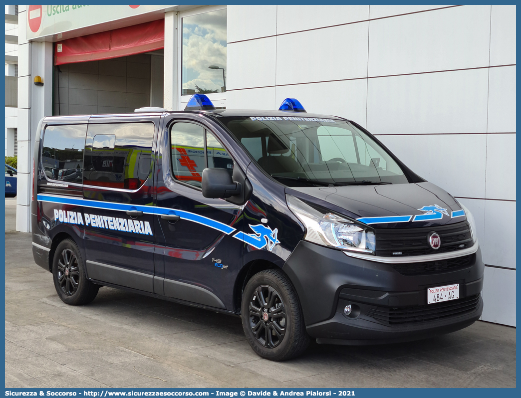 Polizia Penitenziaria 484AG
Polizia Penitenziaria
Fiat Talento II serie
Allestitore Focaccia Group S.r.l.
Parole chiave: PolPen;Pol.Pen.;AdiC;A.diC.;Agenti;di;Custodia;Polizia;Penitenziaria;Fiat;Talento