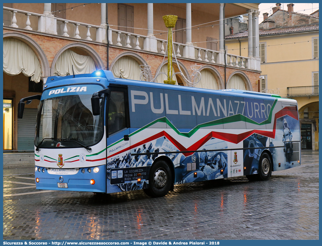 Polizia F1206
Polizia di Stato
Polizia Stradale
Irisbus Dallavia Tiziano "Pullman Azzurro"
Parole chiave: Polizia;Stato;Polizia di Stato;Stradale;Iveco;Irisbus;Dallavia;Tiziano;Pullman Azzurro