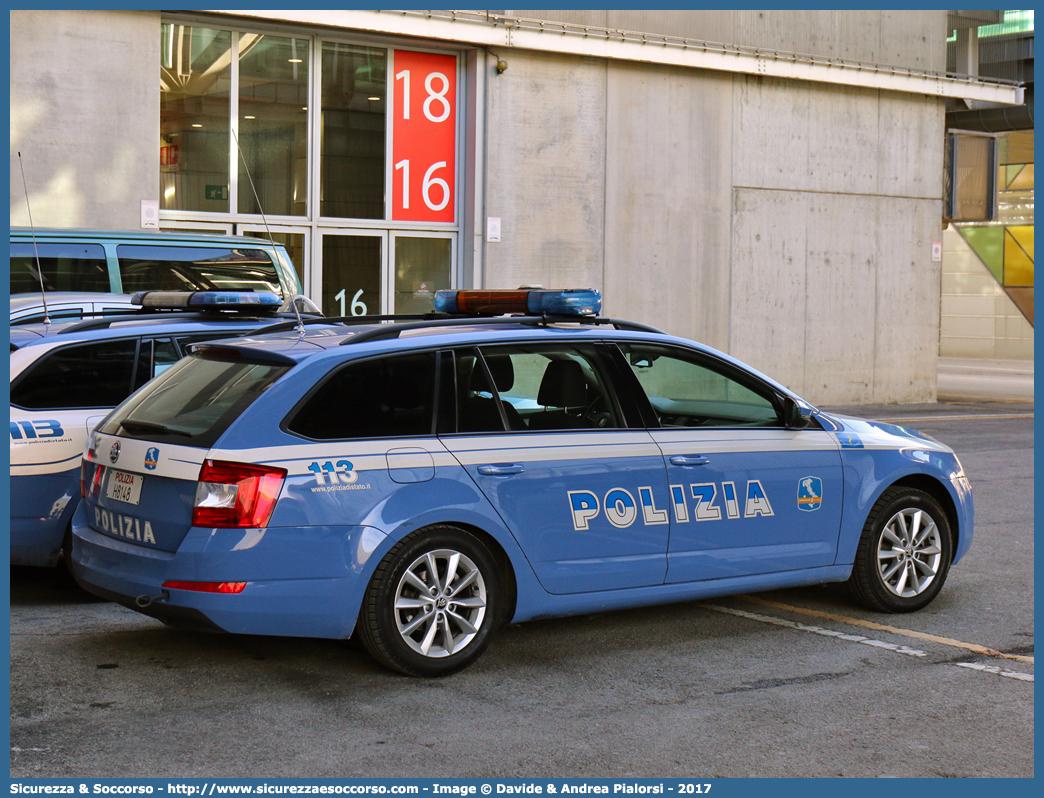 Polizia H8148
Polizia di Stato
Polizia Stradale
Autostrade per l'Italia S.p.A.
Skoda Octavia Wagon IV serie
Allestitore Focaccia Group S.r.l.
(I fornitura)
Parole chiave: Polizia di Stato;Polizia Stradale;Autostrade per Italia S.p.A.;Autostrade S.p.A.;Autostrade;Italia;Skoda;Octavia;Wagon;Station;SW;S.W.;Focaccia