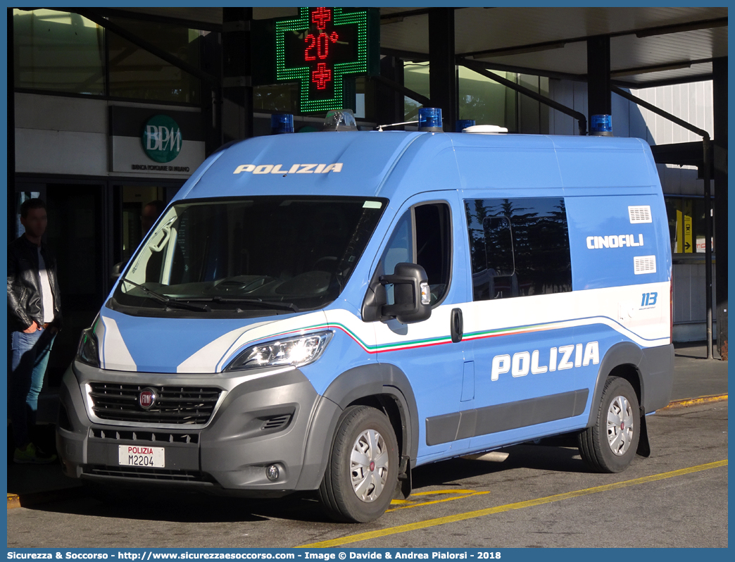 Polizia M2204
Polizia di Stato
Servizio Cinofili
Fiat Ducato III serie restyling
Allestitore Focaccia Group S.r.l.
Parole chiave: PS;P.S.;Polizia;di;Stato;Pubblica;Sicurezza;Servizio;Cinofili;Fiat;X290;Focaccia