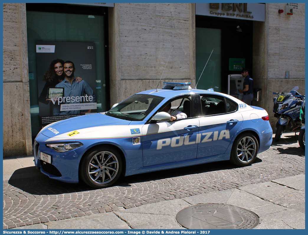 Polizia M2701
Polizia di Stato
Polizia Stradale
Alfa Romeo Nuova Giulia Veloce
Parole chiave: Polizia di Stato;Polizia;PS;Polizia Stradale;Alfa;Romeo;Nuova;Giulia;Veloce