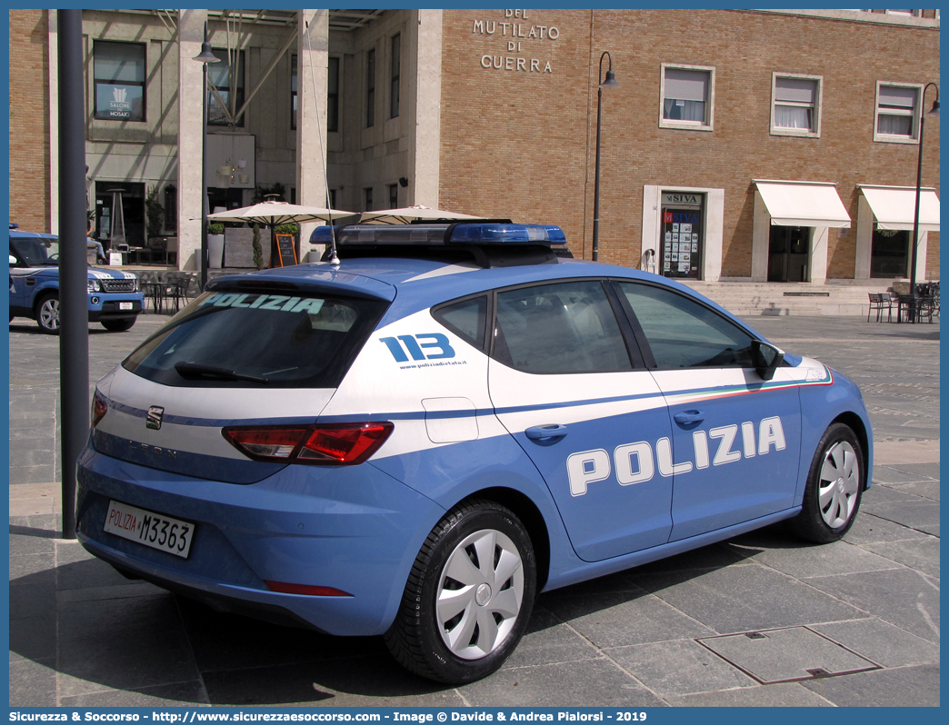 Polizia M3363
Polizia di Stato 
Squadra Volante
Seat Leon III serie
Allestitore Nuova Carrozzeria Torinese S.r.l.
Parole chiave: PS;P.S.;Polizia;di;Stato;Squadra;Volante;Seat;Leon;nct;nuova;carrozzeria;torinese