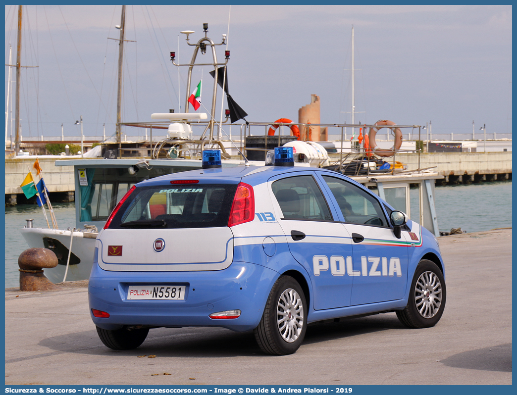 Polizia N5581
Polizia di Stato
Polizia Ferroviaria
Fiat Punto IV serie
Allestitore Nuova Carrozzeria Torinese S.r.l.
Parole chiave: Polizia;Stato;Polizia di Stato;Ferroviaria;Polfer;Fiat;Punto;Nuova;Carrozzeria;Torinese;NCT