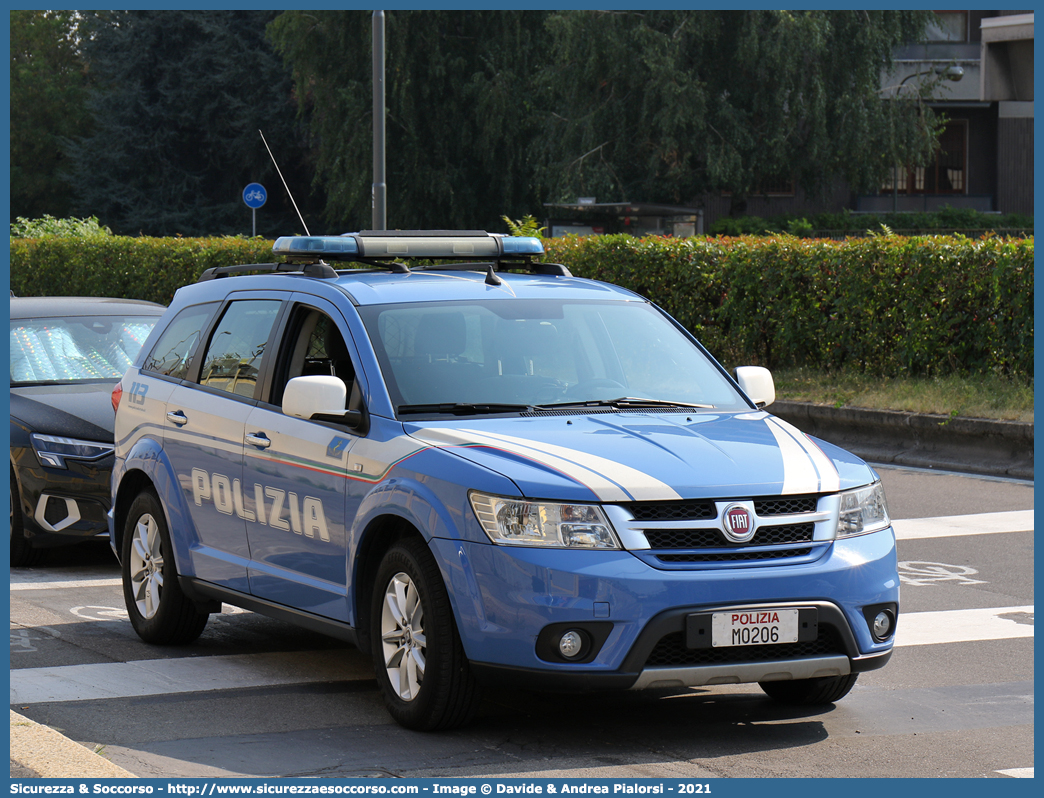 Polizia M0206
Polizia di Stato
Polizia Stradale
Fiat Freemont
(II fornitura)
Parole chiave: PS;P.S.;Polizia;di;Stato;Pubblica;Sicurezza;Stradale;Fiat;Freemont