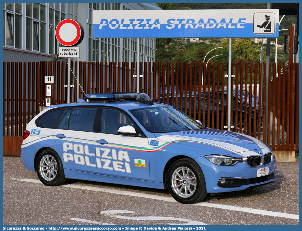 Polizia M2229
Polizia di Stato
Polizia Stradale
Autostrada del Brennero S.p.A.
Bmw Serie 3 F31 Touring
Allestitore Focaccia Group S.r.l.
Parole chiave: Polizia di Stato;Polizia Stradale;Autostrada del Brennero S.p.A.;Brenneroautobahn A.G.;Bmw;Serie 3;F31;F 31;Touring;Focaccia