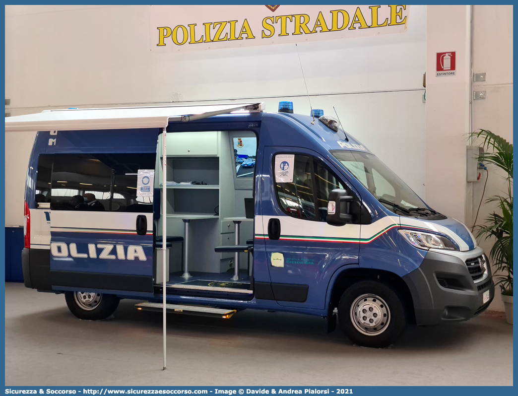 Polizia M4655
Polizia di Stato
Polizia Stradale
Autostrada Brescia Bergamo Milano S.p.A.
Fiat Ducato III serie restyling
Parole chiave: Polizia di Stato;Polizia Stradale;Autostrada Brescia Bergamo Milano S.p.A.;BREBEMI;BRE.BE.MI.;A35;Fiat;Ducato