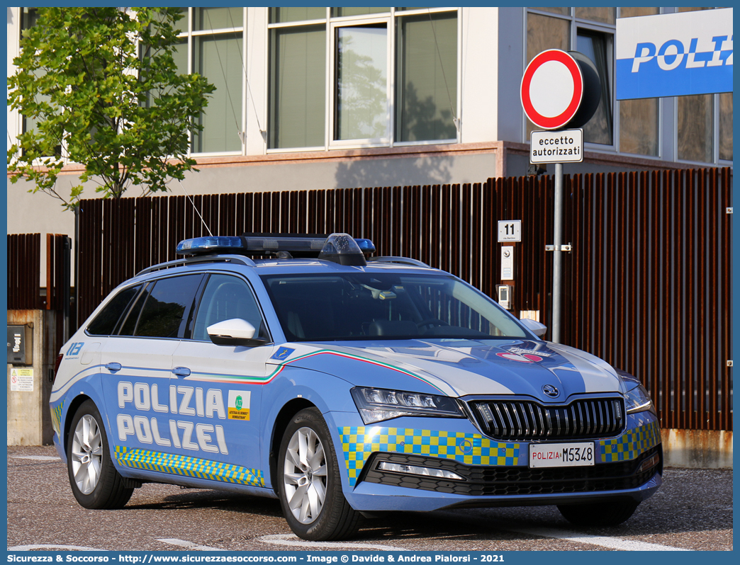 Polizia M5348
Polizia di Stato
Polizia Stradale
Autostrada del Brennero S.p.A.
Skoda Superb Wagon 4x4 III serie
Allestitore Nuova Carrozzeria Torinese S.r.l.
Parole chiave: PS;P.S.;Polizia;di;Stato;Stradale;Autostrada del Brennero S.p.A.;Brenneroautobahn A.G.;Skoda;Superb;Wagon;nct;Nuova;Carrozzeria;Torinese