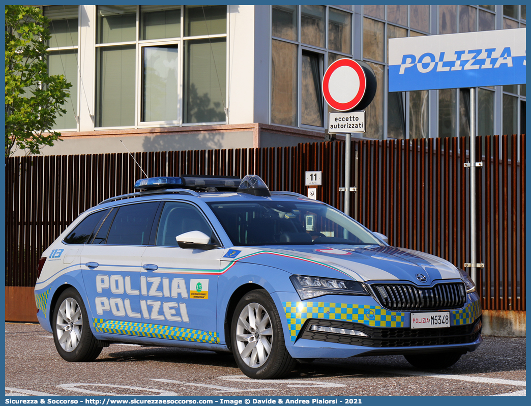 Polizia M5348
Polizia di Stato
Polizia Stradale
Autostrada del Brennero S.p.A.
Skoda Superb Wagon 4x4 III serie
Allestitore Nuova Carrozzeria Torinese S.r.l.
Parole chiave: PS;P.S.;Polizia;di;Stato;Stradale;Autostrada del Brennero S.p.A.;Brenneroautobahn A.G.;Skoda;Superb;Wagon;nct;Nuova;Carrozzeria;Torinese