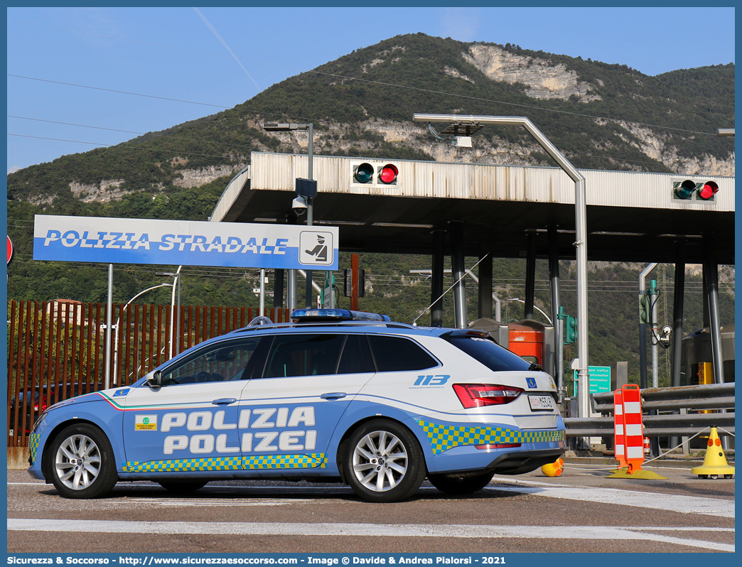 Polizia M5348
Polizia di Stato
Polizia Stradale
Autostrada del Brennero S.p.A.
Skoda Superb Wagon 4x4 III serie
Allestitore Nuova Carrozzeria Torinese S.r.l.
Parole chiave: PS;P.S.;Polizia;di;Stato;Stradale;Autostrada del Brennero S.p.A.;Brenneroautobahn A.G.;Skoda;Superb;Wagon;nct;Nuova;Carrozzeria;Torinese