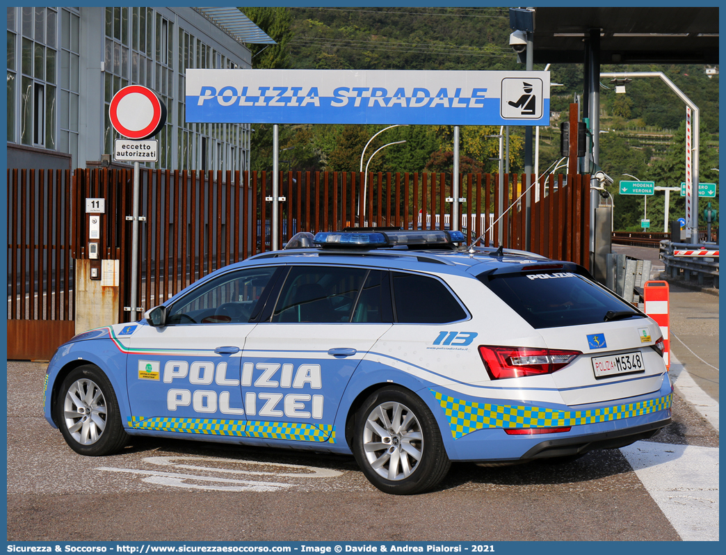 Polizia M5348
Polizia di Stato
Polizia Stradale
Autostrada del Brennero S.p.A.
Skoda Superb Wagon 4x4 III serie
Allestitore Nuova Carrozzeria Torinese S.r.l.
Parole chiave: PS;P.S.;Polizia;di;Stato;Stradale;Autostrada del Brennero S.p.A.;Brenneroautobahn A.G.;Skoda;Superb;Wagon;nct;Nuova;Carrozzeria;Torinese