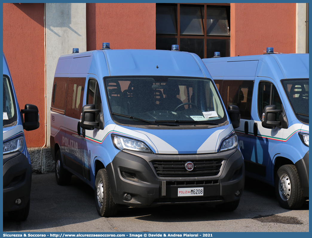 Polizia M6208
Polizia di Stato
Fiat Ducato III serie II restyling
Allestitore Elevox S.r.l.
Parole chiave: PS;P.S.;Polizia;di;Stato;Fiat;Ducato;X290;Elevox