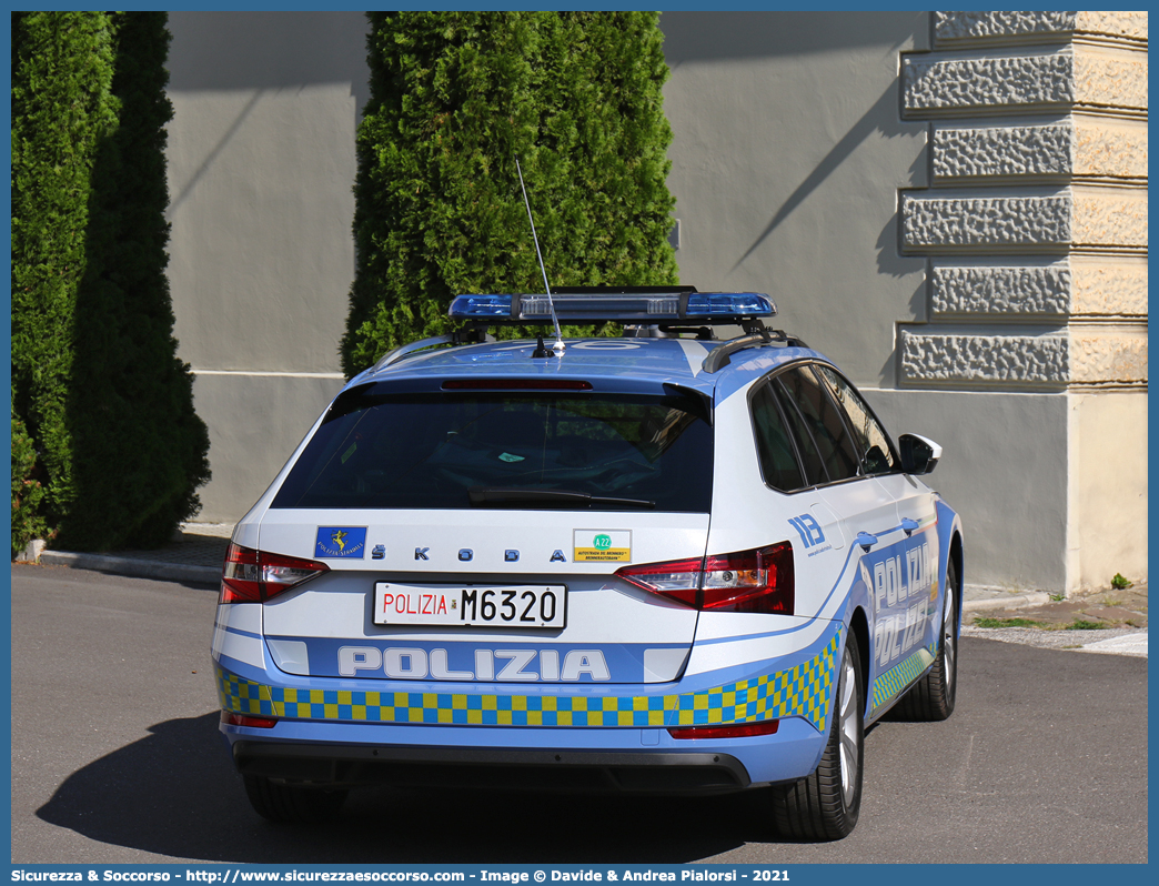 Polizia M6320
Polizia di Stato
Polizia Stradale
Autostrada del Brennero S.p.A.
Skoda Superb Wagon 4x4 III serie restyling
Allestitore Focaccia Group S.r.l.
Parole chiave: PS;P.S.;Polizia;di;Stato;Stradale;Autostrada del Brennero S.p.A.;Brenneroautobahn A.G.;Skoda;Superb;Wagon;Focaccia