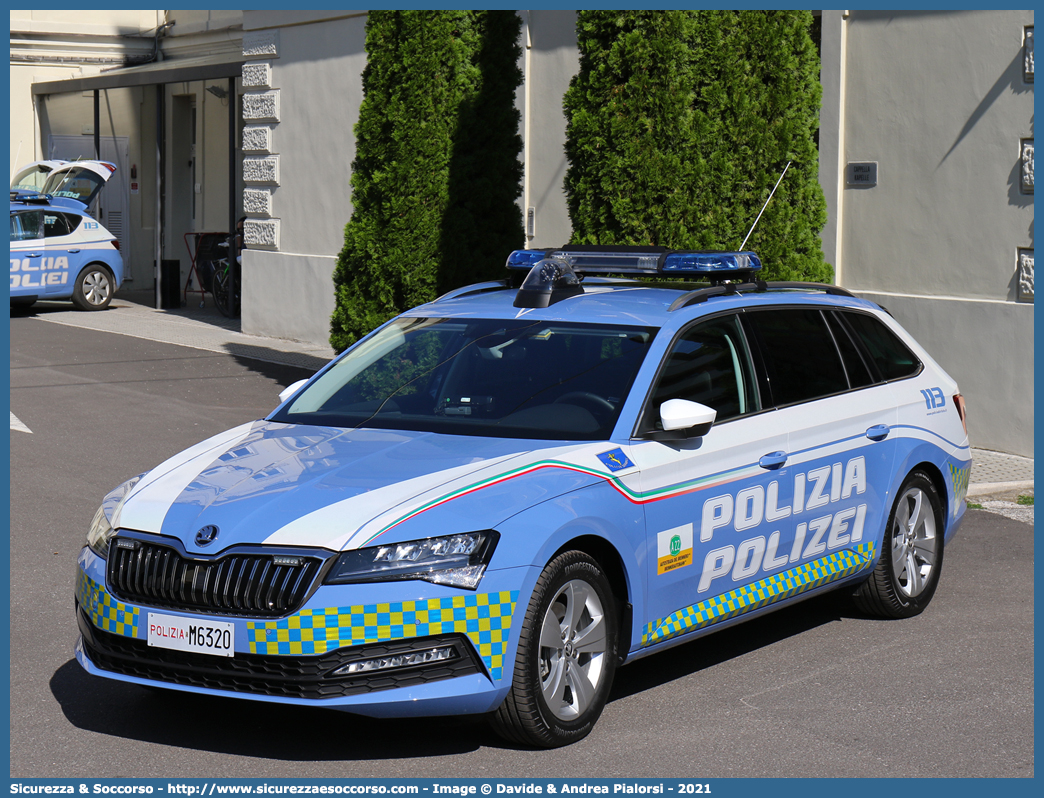 Polizia M6320
Polizia di Stato
Polizia Stradale
Autostrada del Brennero S.p.A.
Skoda Superb Wagon 4x4 III serie restyling
Allestitore Focaccia Group S.r.l.
Parole chiave: PS;P.S.;Polizia;di;Stato;Stradale;Autostrada del Brennero S.p.A.;Brenneroautobahn A.G.;Skoda;Superb;Wagon;Focaccia