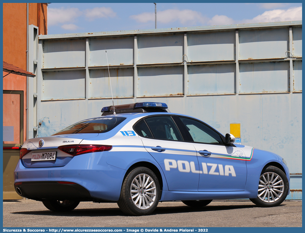 Polizia M7084
Polizia di Stato
Squadra Volante
Alfa Romeo Nuova Giulia
Parole chiave: PS;P.S.;Polizia;di;Stato;Pubblica;Sicurezza;Squadra;Volante;Alfa;Romeo;Nuova;Giulia