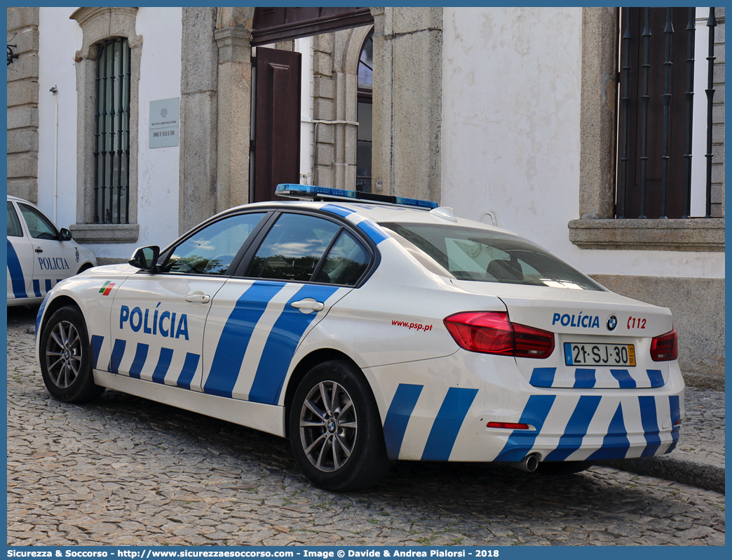 -
República Portuguesa
Polícia de Segurança Pública
BMW Serie 3 F30
Parole chiave: Repubblica;Portoghese;República;Portuguesa;Polícia;Segurança;Pública;Bmw;Serie 3;F30