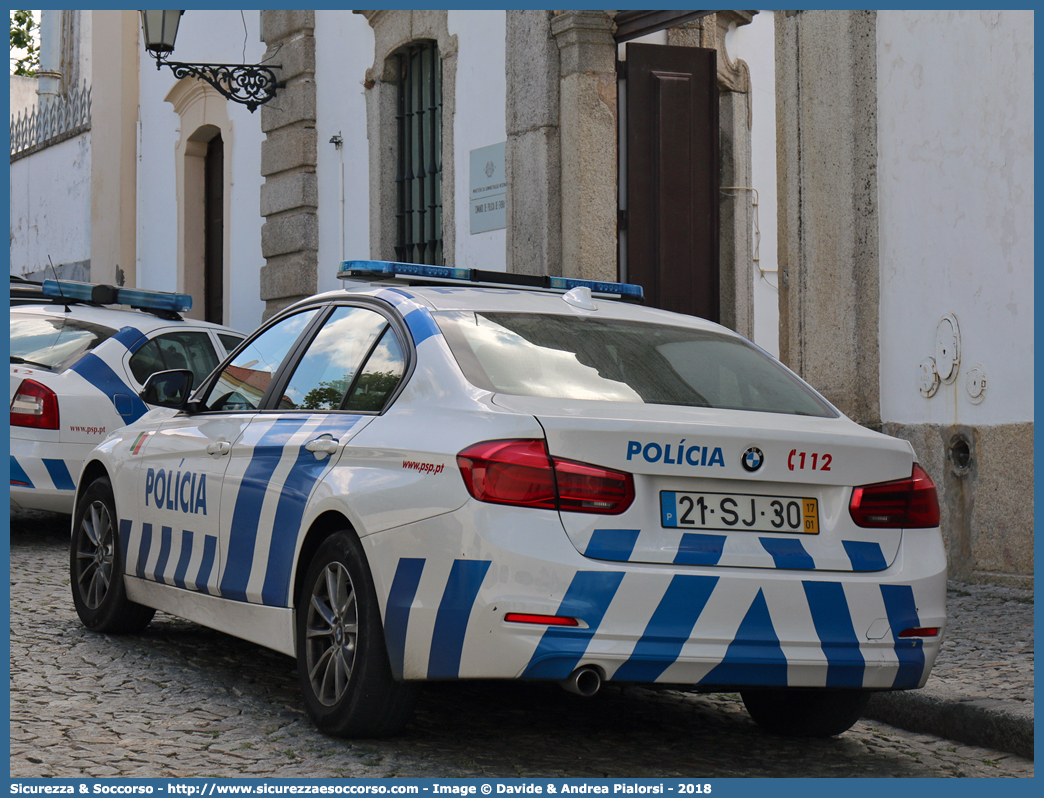 -
República Portuguesa
Polícia de Segurança Pública
BMW Serie 3 F30
Parole chiave: Repubblica;Portoghese;República;Portuguesa;Polícia;Segurança;Pública;Bmw;Serie 3;F30