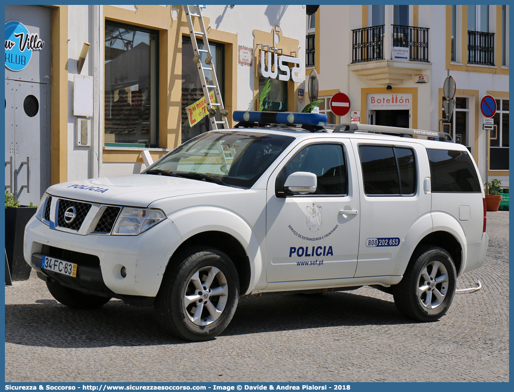 -
República Portuguesa
Serviço de Estrangeiros e Fronteiras
Nissan Pathfinder III generation
Parole chiave: Repubblica;Portoghese;República;Portuguesa;Serviço de Estrangeiros e Fronteiras;Nissan;Pathfinder