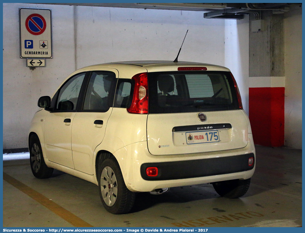 Polizia 175
Repubblica di San Marino
Gendarmeria
Fiat Nuova Panda II serie
Parole chiave: Repubblica;San Marino;RSM;R.S.M.;Gendarmeria;Fiat;Nuova;Panda