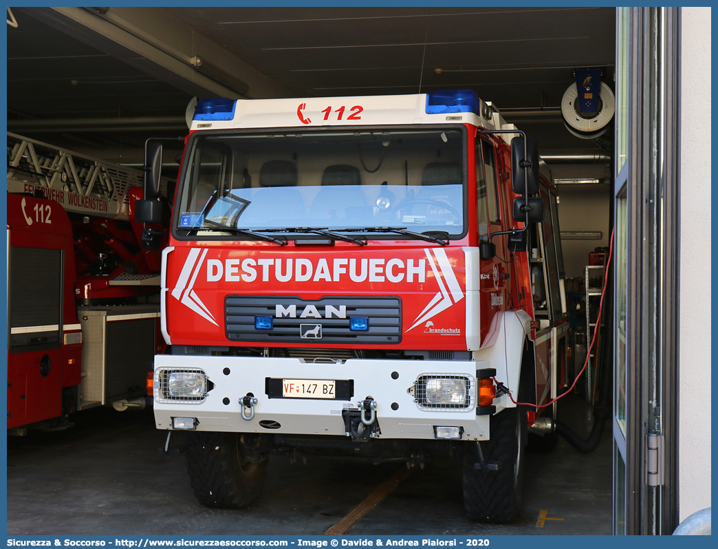 VF 147 BZ
Vigili del Fuoco Volontari Selva di Val Gardena
Freiwillige Feuerwehr Wolkenstein
MAN LE 280B 4x4
Allestitore Brandschutz S.r.l
Parole chiave: VF;VFV;V.F.;V.F.V.;Vigili;Fuoco;Volontari;Freiwillige;Feuerwehr;Selva;Gardena;Wolkenstein;MAN;LE280B;4x4;Brandschutz