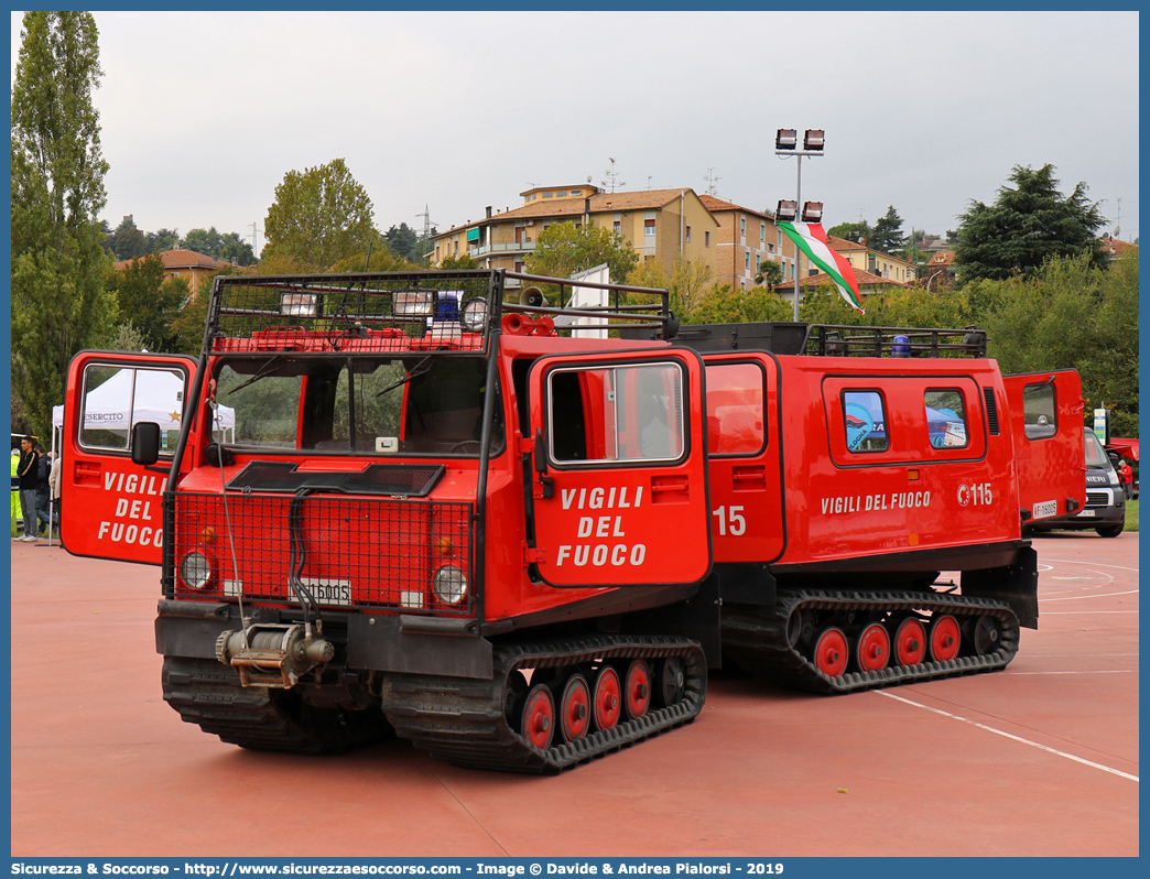 VF 16005
Corpo Nazionale Vigili del Fuoco
Veicoli per Interventi in Ambiente Ostile
Hagglund & Soner Bandvagn 206
(Variante)
Parole chiave: V.F.;VVF;V.V.F.;Corpo;Nazionale;Vigili del Fuoco;Vigili;Fuoco;Ambiente;Ostile;Hagglund;Soner;Bandvagn;206;16005