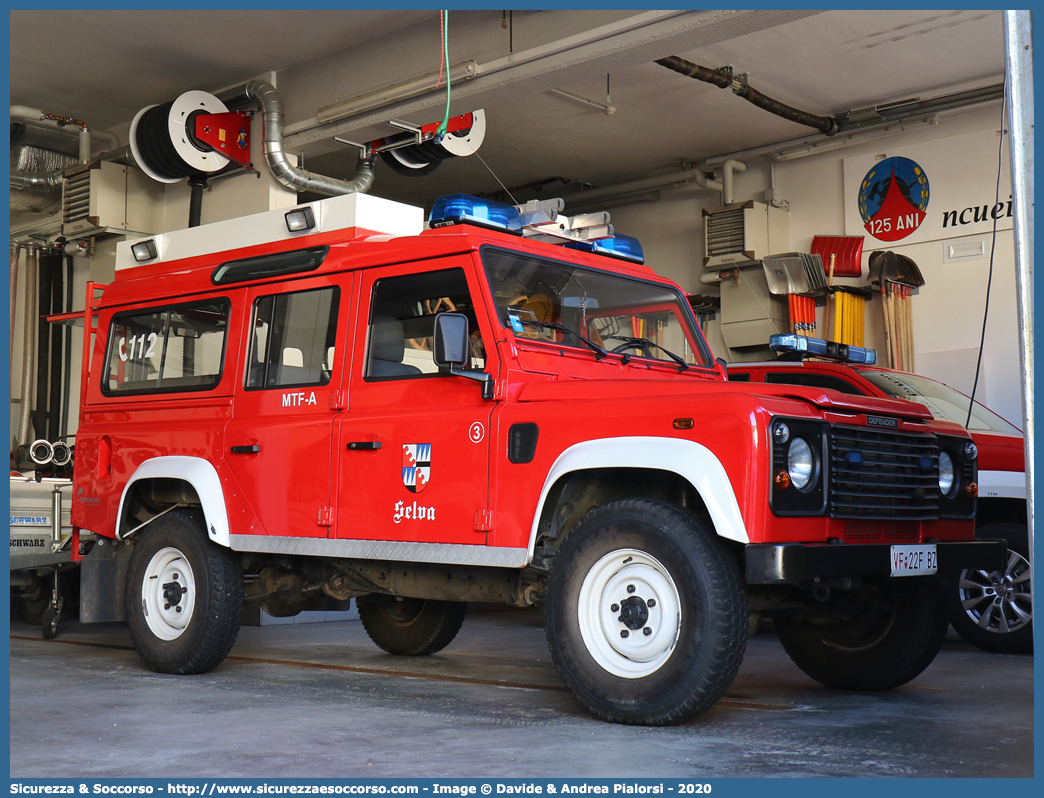 VF 22F BZ
Vigili del Fuoco Volontari Selva di Val Gardena
Freiwillige Feuerwehr Wolkenstein
Land Rover Defender 110
Allestitore Brandschutz S.r.l.
Parole chiave: VF;VFV;V.F.;V.F.V.;Vigili;Fuoco;Volontari;Freiwillige;Feuerwehr;Selva;Gardena;Wolkenstein;Land;Rover;Defender;110;Brandschutz