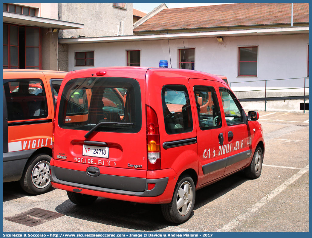 VF 24718
Corpo Nazionale Vigili del Fuoco
Renault Kangoo II serie
(variante)
Parole chiave: VF;V.F.;VVF;V.V.F.;Corpo;Nazionale;Vigili del Fuoco;Renault;Kangoo