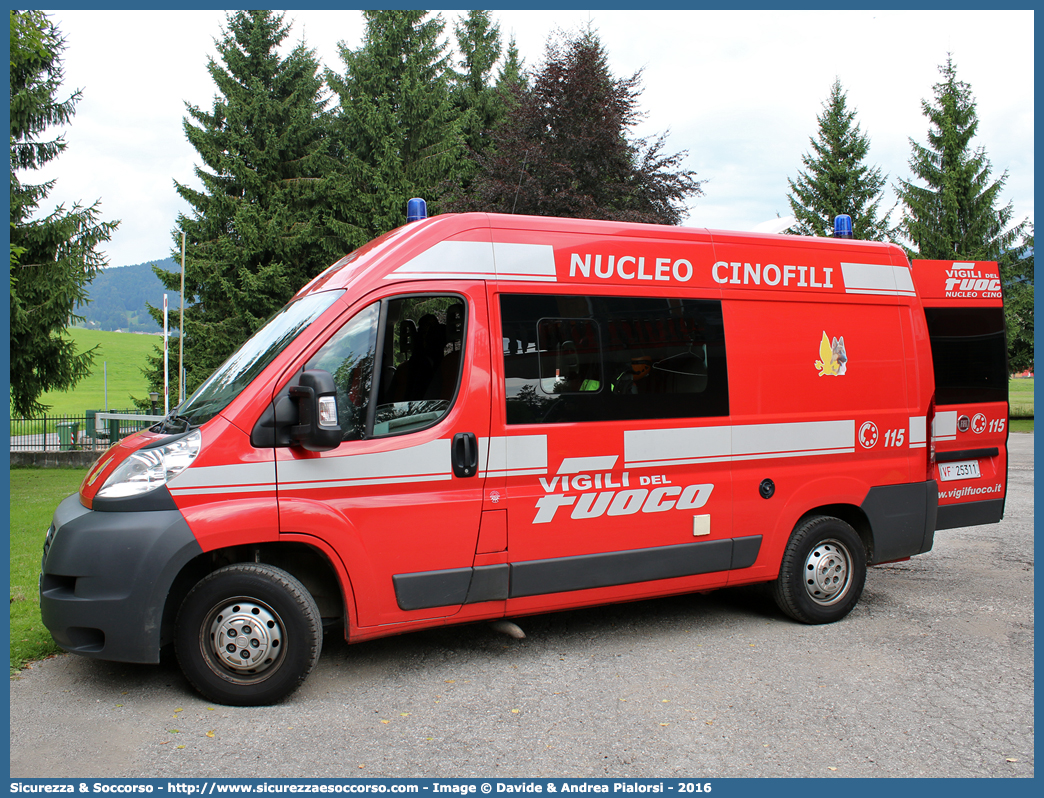 VF 25311
Corpo Nazionale Vigili del Fuoco
Nucleo Cinofili
Fiat Ducato III serie
Parole chiave: Corpo;Nazionale;Vigili del Fuoco;Vigili;Fuoco;Fiat;Ducato;X250;Cinofili