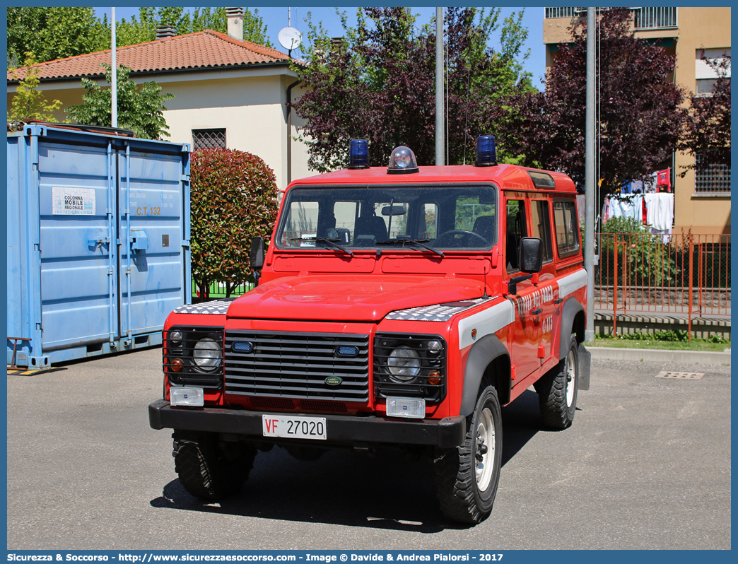 VF 27020
Corpo Nazione Vigili del Fuoco
Land Rover Defender 110
Parole chiave: VF;VVF;V.F.;V.V.F.;Corpo;Nazionale;Vigili del Fuoco;Vigili;Fuoco;Land Rover;Defender;110