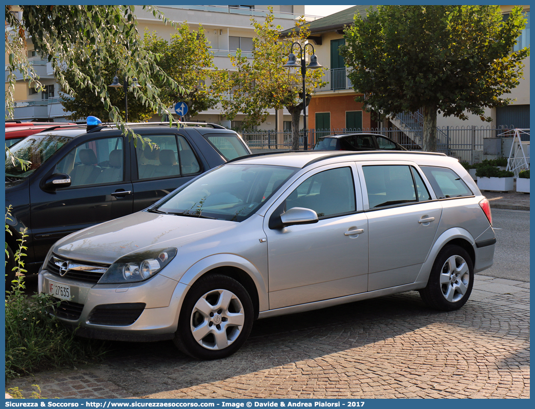 VF 27635
Corpo Nazionale Vigili del Fuoco
Opel Astra Station Wagon III serie
Parole chiave: Corpo;Nazionale;Vigili del Fuoco;Vigili;Fuoco;Opel;Astra;Station;Wagon