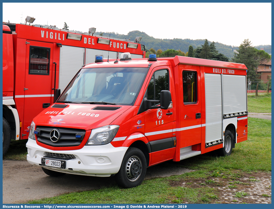 VF 28022
Corpo Nazionale Vigili del Fuoco
Mercedes Benz Sprinter II serie restyling
Allestitore BAI S.r.l.
Parole chiave: Corpo;Nazionale;Vigili del Fuoco;Vigili;Fuoco;Polisoccorso;Mercedes Benz;Sprinter;BAI;B.A.I.;Tecnica