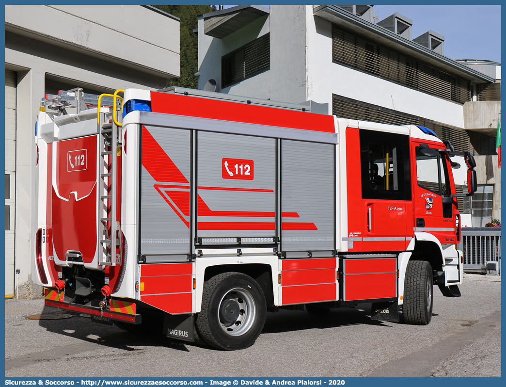 VF 28B BZ
Vigili del Fuoco Volontari Selva di Val Gardena
Freiwillige Feuerwehr Wolkenstein
Iveco Magirus EuroCargo 150-320 IV serie
Allestitore Magirus Lohr GmbH
Parole chiave: VF;VFV;V.F.;V.F.V.;Vigili;Fuoco;Volontari;Freiwillige;Feuerwehr;Selva;Gardena;Wolkenstein;Iveco;EuroCargo;150-320;Magirus;Lohr