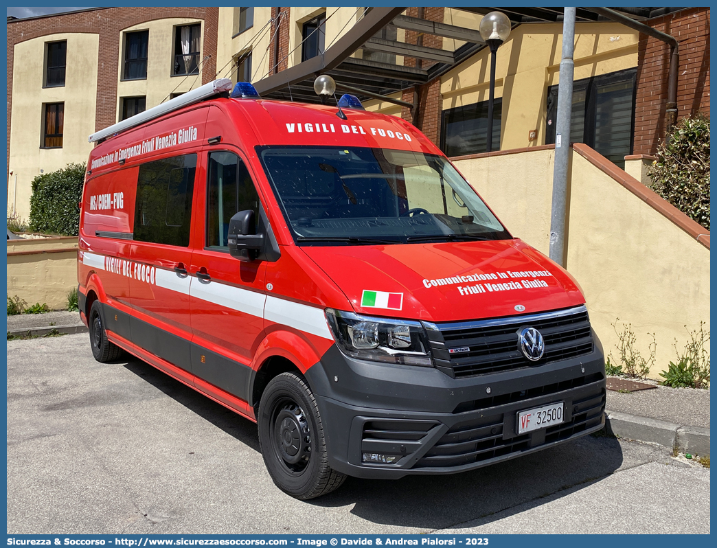 VF 32500
Corpo Nazionale Vigili del Fuoco
Nucleo Videodocumentazione
Comunicazione in Emergenza
Volkswagen Crafter II serie
Allestitore Futura Veicoli Speciali
Parole chiave: VF;VVF;V.F.;V.V.F.;Corpo;Nazionale;Vigili del Fuoco;Vigili;Fuoco;Videodocumentazione;Video;Documentazione;Comunicazione;Emergenza;Volkswagen;Craften;Futura;Veicoli;Speciali