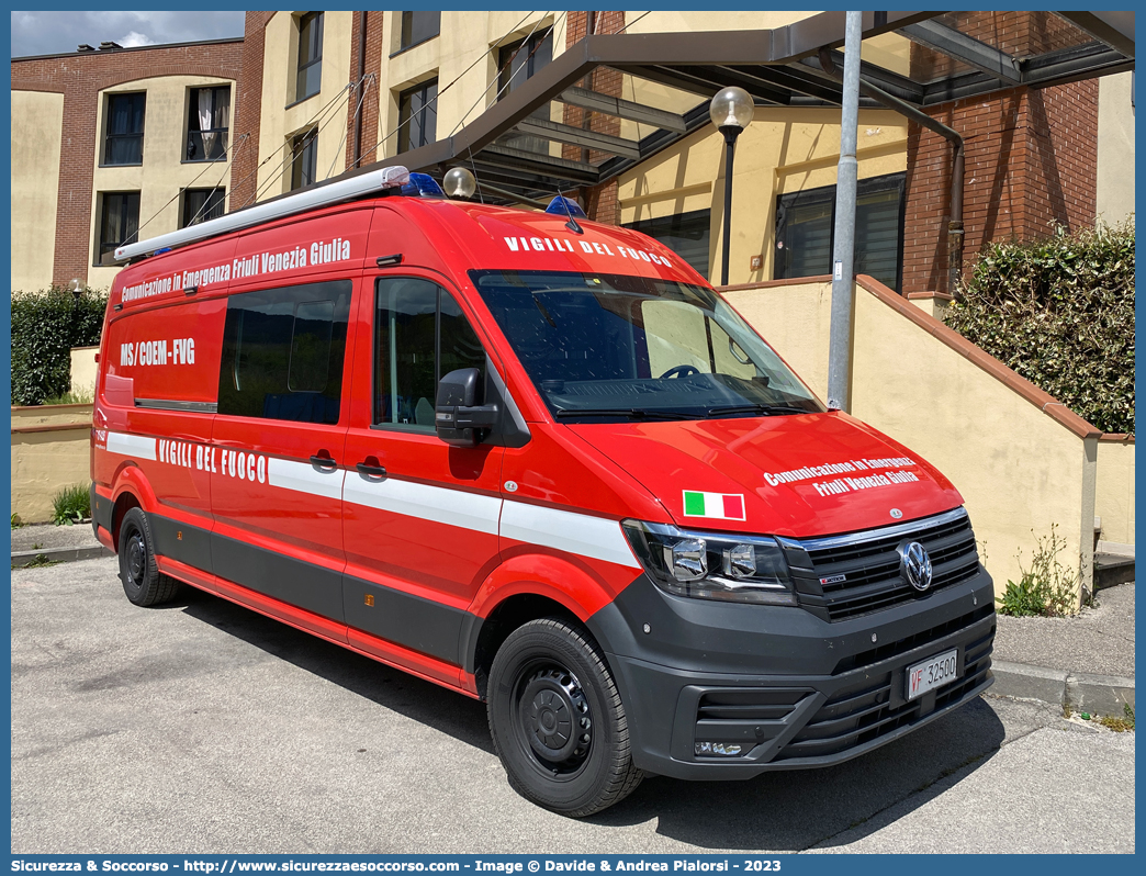 VF 32500
Corpo Nazionale Vigili del Fuoco
Nucleo Videodocumentazione
Comunicazione in Emergenza
Volkswagen Crafter II serie
Allestitore Futura Veicoli Speciali
Parole chiave: VF;VVF;V.F.;V.V.F.;Corpo;Nazionale;Vigili del Fuoco;Vigili;Fuoco;Videodocumentazione;Video;Documentazione;Comunicazione;Emergenza;Volkswagen;Craften;Futura;Veicoli;Speciali