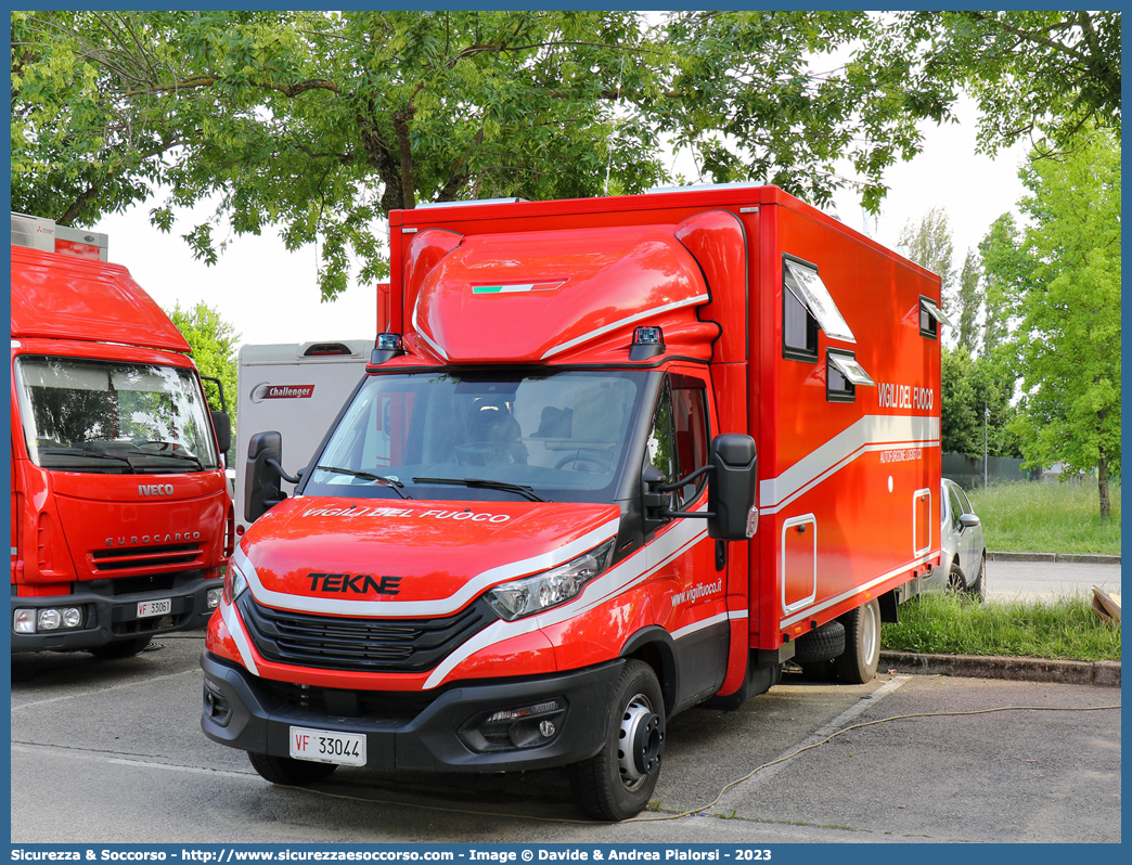 VF 33044
Corpo Nazionale Vigili del Fuoco
Iveco Daily 65-180 VI serie II restyling
Allestitore Tekne S.r.l.
Parole chiave: VF;V.F.;VVF;V.V.F.;Corpo;Nazionale;Vigili del Fuoco;Vigili;Fuoco;Polilogistici;Polilogistico;Iveco;Daily;65-180;Tekne