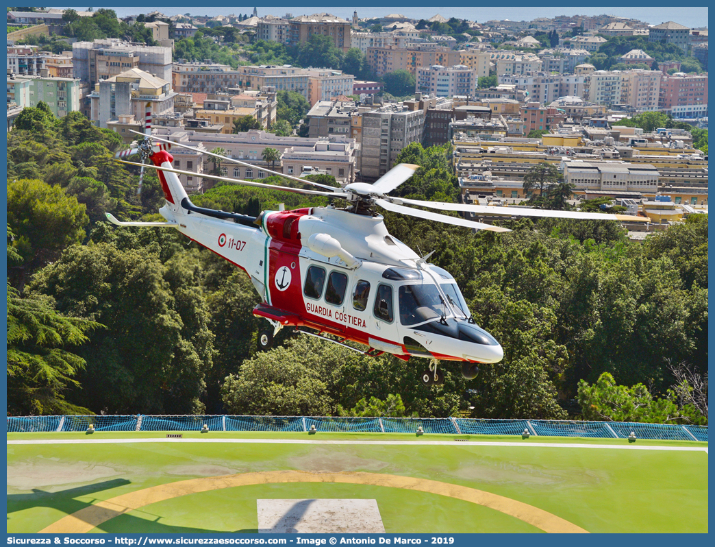 MM81892 / 11-07 "Nemo 07"
Corpo delle Capitanerie di Porto
Guardia Costiera 
Agusta Westland AW139
Parole chiave: CP;C.P.;Guardia;Costiera;Capitaneria;Capitanerie;di;Porto;Agusta;Westland;AW139