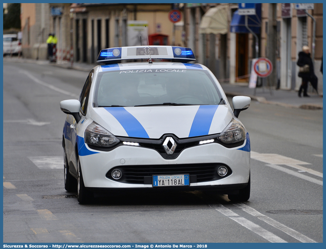 Polizia Locale YA118AL
Polizia Locale
Comune di Genova
Renault Clio VI serie
Allestitore Ciabilli S.r.l.
Parole chiave: Polizia;Locale;Municipale;Genova;Renault;Clio;Ciabilli