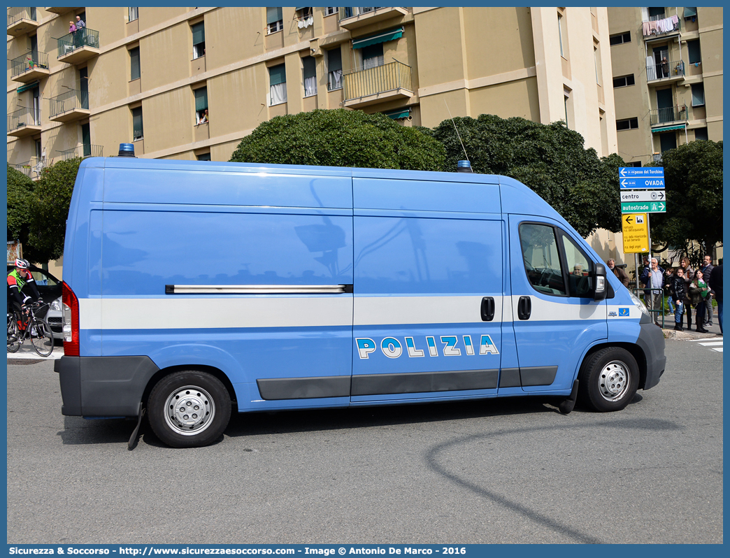 Polizia H3293
Polizia di Stato
Polizia Stradale
Fiat Ducato III serie
Allestitore Fratelli Gentili S.a.s.
Parole chiave: PS;P.S.;Polizia;di;Stato;PStradale;Fiat;Ducato;X250;X;250;Fratelli;Gentili