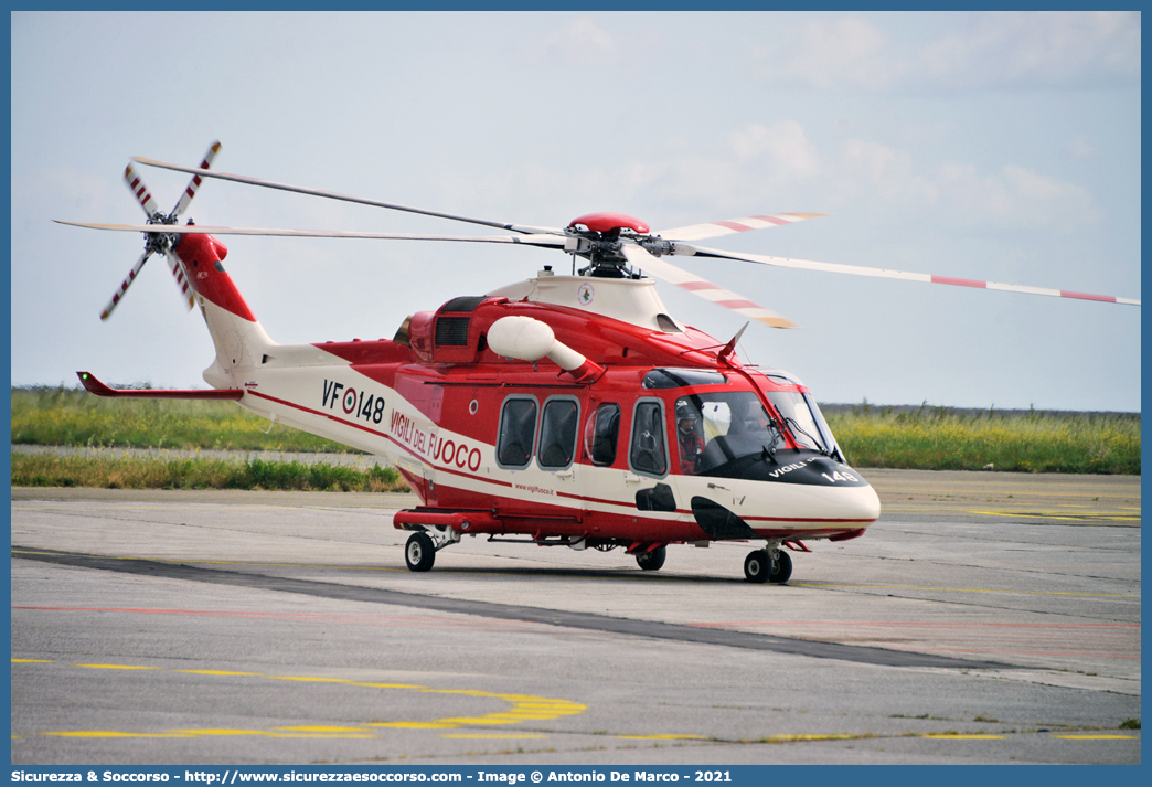 VF 148
Corpo Nazionale Vigili del Fuoco
Nucleo Elicotteri
Agusta Westland AW 139
Parole chiave: VVF;V.V.F.;Corpo;Nazionale;Vigili;del;Fuoco;AgustaWestland;Agusta;Westland;AW139;Elicottero;Elicotteri