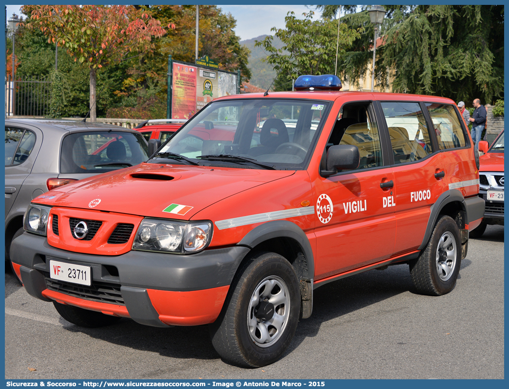 VF 23711
Corpo Nazionale Vigili del Fuoco
Nissan Terrano II serie
Parole chiave: Corpo;Nazionale;Vigili del Fuoco;Vigili;Fuoco;Nissan;Terrano