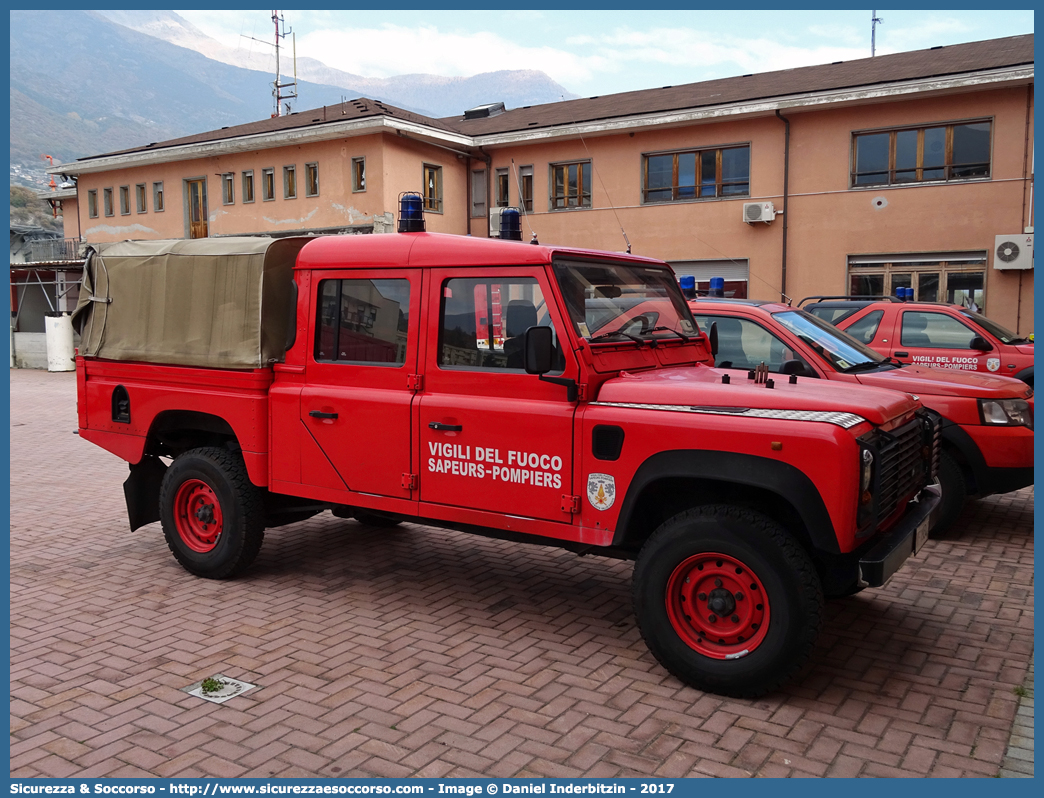 VF 19342
Vigili del Fuoco
Regione Autonoma Valle d'Aosta
Land Rover Defender 130
Parole chiave: VF;V.F.;Vigili;Fuoco;Regione;Autonoma;Valle;Aosta;Land Rover;Defender;130;19342