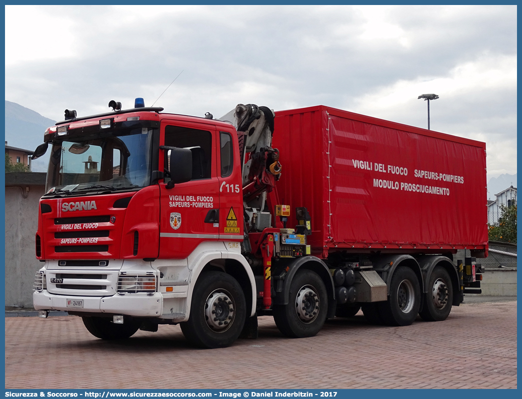 VF 24187
Vigili del Fuoco
Regione Autonoma Valle d'Aosta
Scania R470
(variante)
Parole chiave: VF;V.F.;Vigili;Fuoco;Regione;Autonoma;Valle;Aosta;Scania;R470;R 470