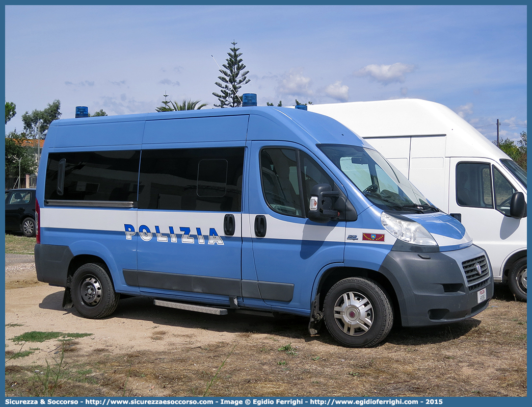 Polizia H1316
Polizia di Stato
Reparto Volo
Fiat Ducato III serie
Parole chiave: Polizia di Stato;Polizia;PS;Reparto Volo;Fiat;Ducato;X250