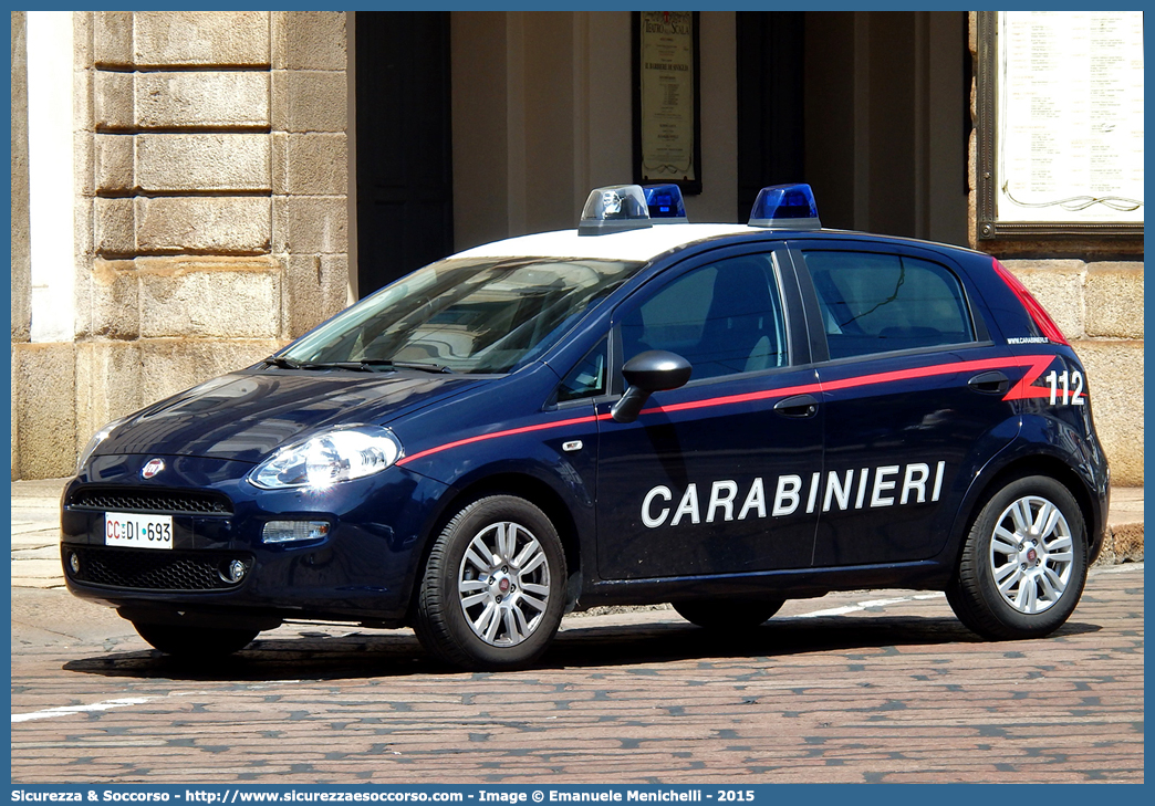 CC DI693
Arma dei Carabinieri
Fiat Punto IV serie
(I fornitura)
Parole chiave: CC;C.C.;Arma;Carabinieri;Fiat;Punto