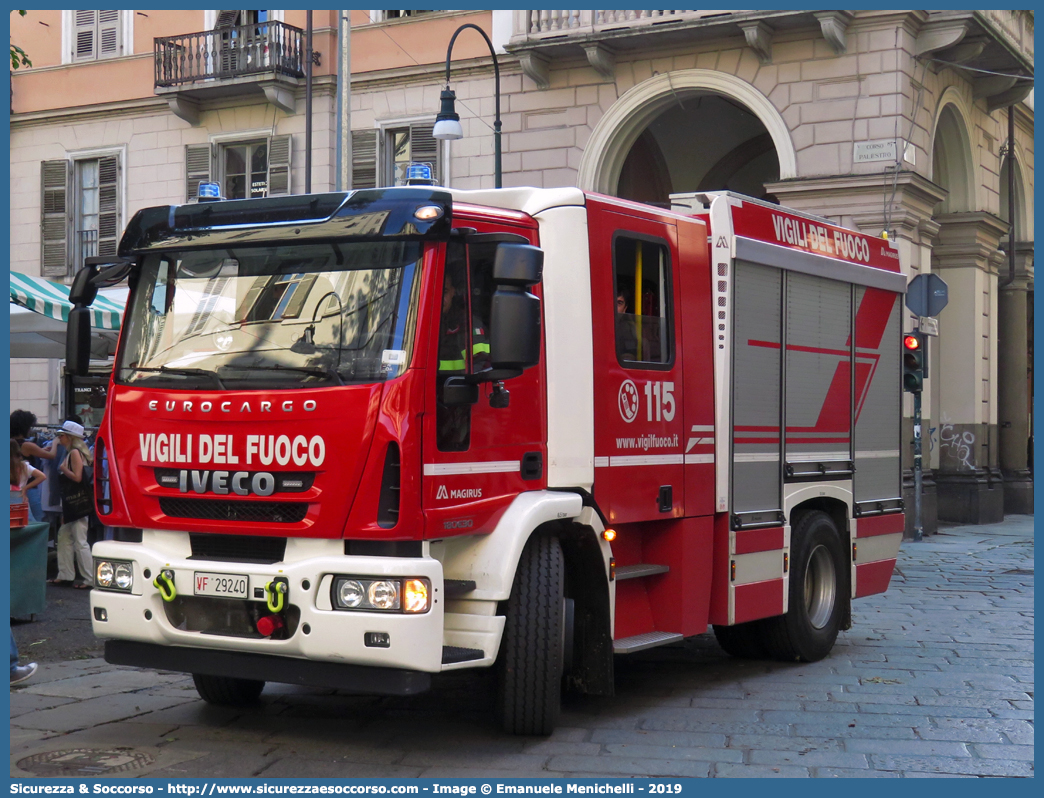 VF 29240
Corpo Nazionale Vigili del Fuoco
Iveco Magirus EuroCargo 
180E30 III serie "MaxiCity"
Parole chiave: VVF;V.V.F.;Corpo;Nazionale;Vigili;del;Fuoco;AutoPompaSerbatoio;APS;AutoPompa;Iveco;Magirus;EuroCargo;180E30;MaxiCity