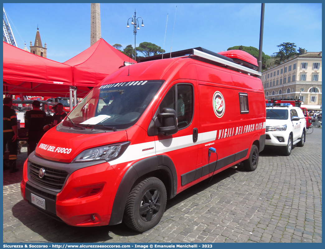 VF 32095
Corpo Nazionale Vigili del Fuoco
Nucleo Sistemi Aeromobili a Pilotaggio Remoto
Fiat Ducato III serie II restyling
Parole chiave: Corpo;Nazionale;Vigili del Fuoco;Vigili;Fuoco;Fiat;Ducato;SAPR;Sistemi;Aeromobili;Pilotaggio;Remoto