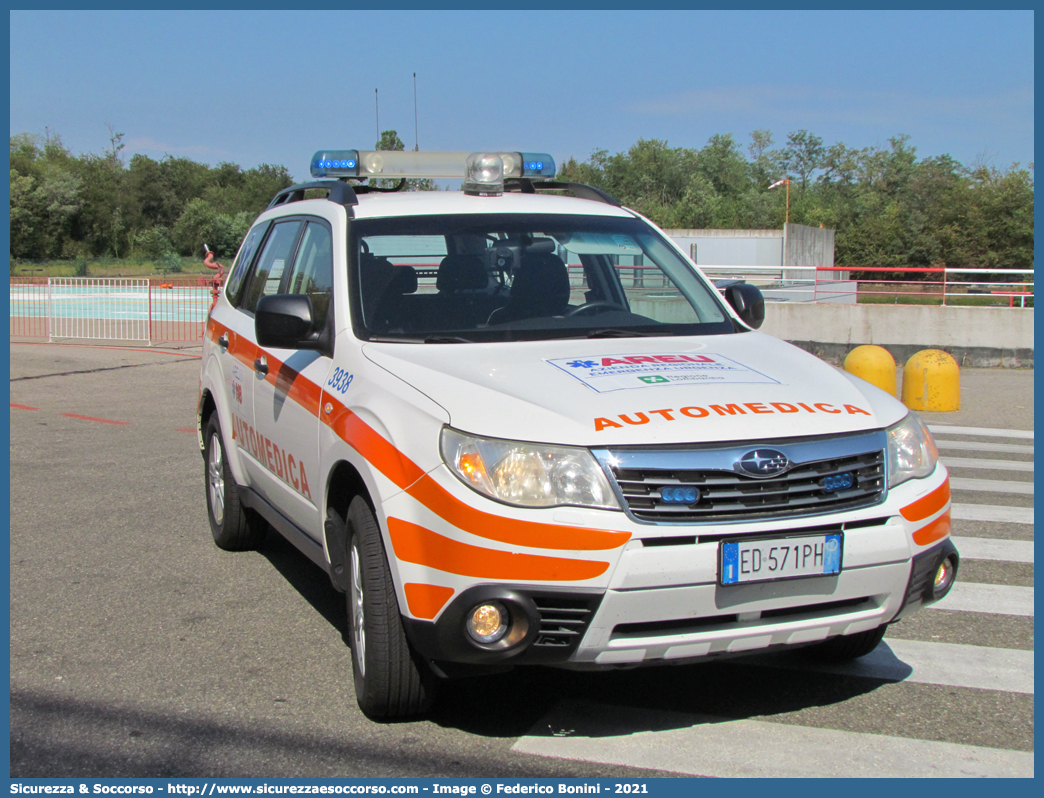 3938
118 Agenzia Regionale Emergenza Urgenza
Regione Lombardia
Subaru Forester V serie
Allestitore Bertazzoni S.r.l.
Parole chiave: 118;AREU;A.R.E.U.;S.S.U.Em.;SSUEm;Lombardia;Automedica;Subaru;Forester;Bertazzoni