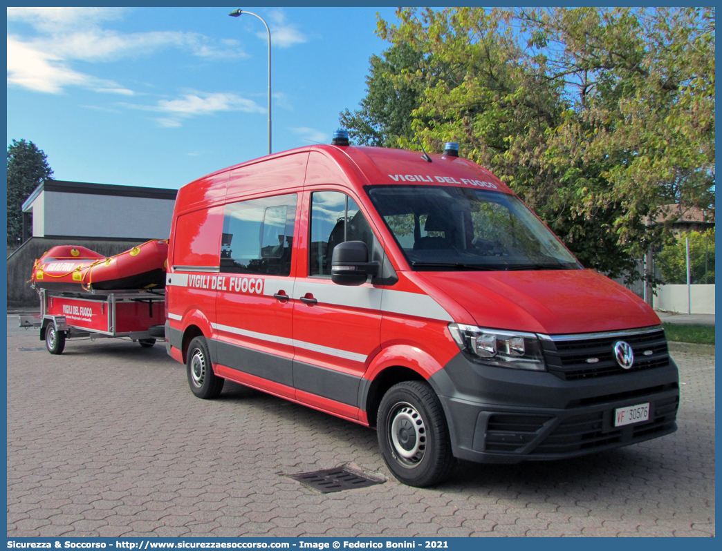 VF 30576
Corpo Nazionale Vigili del Fuoco
Volkswagen Crafter II serie
Parole chiave: VF;V.F.;VVF;V.V.F.;Corpo;Nazionale;Vigili del Fuoco;Vigili;Fuoco;Autocarro;Autofurgone;Volkswagen;Crafter