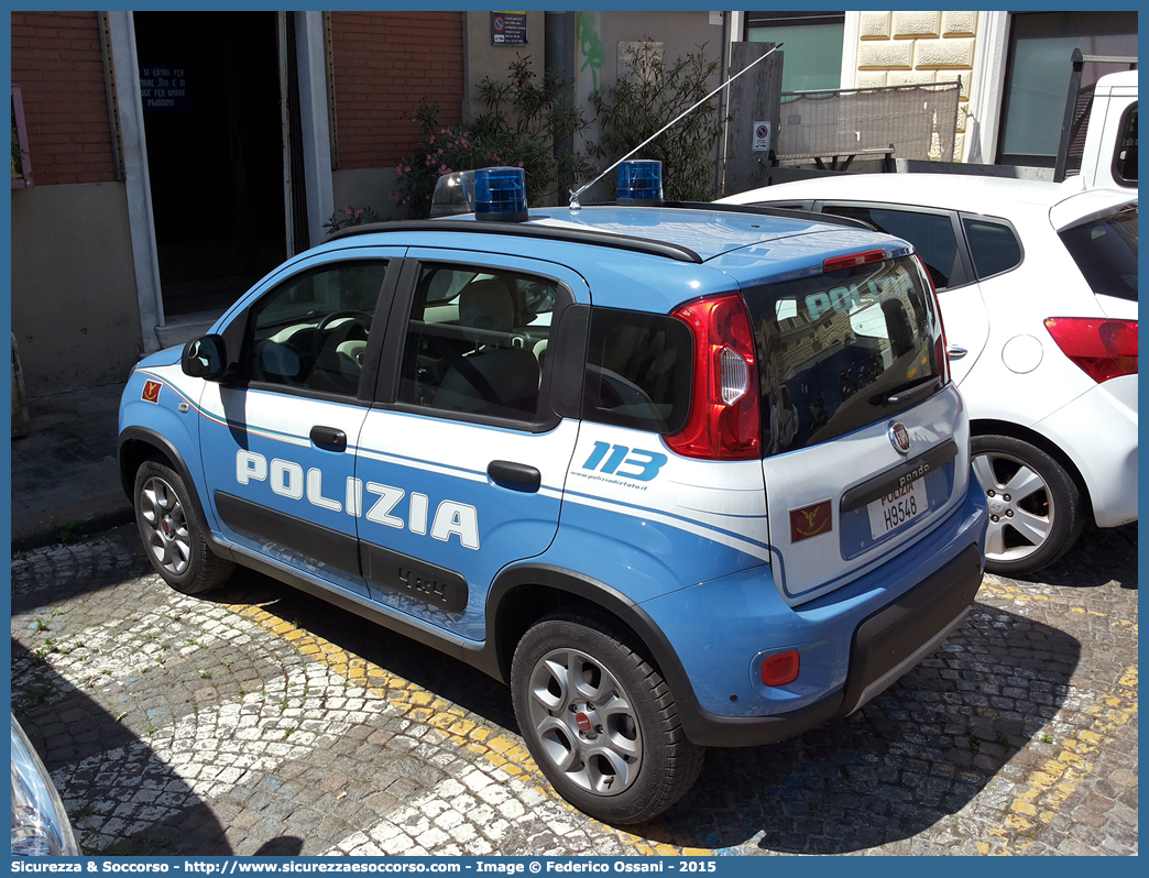 Polizia H9548
Polizia di Stato
Polizia Ferroviaria
Fiat Nuova Panda 4x4 II serie
Parole chiave: PS;P.S.;Polizia;di;Stato;Ferroviaria;Polfer;Fiat;Nuova;Panda;4x4