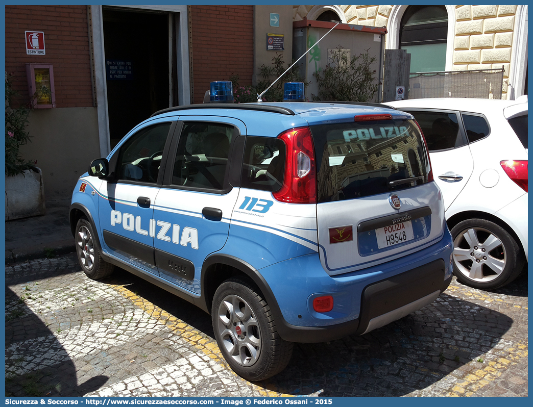 Polizia H9548
Polizia di Stato
Polizia Ferroviaria
Fiat Nuova Panda 4x4 II serie
Parole chiave: PS;P.S.;Polizia;di;Stato;Ferroviaria;Polfer;Fiat;Nuova;Panda;4x4